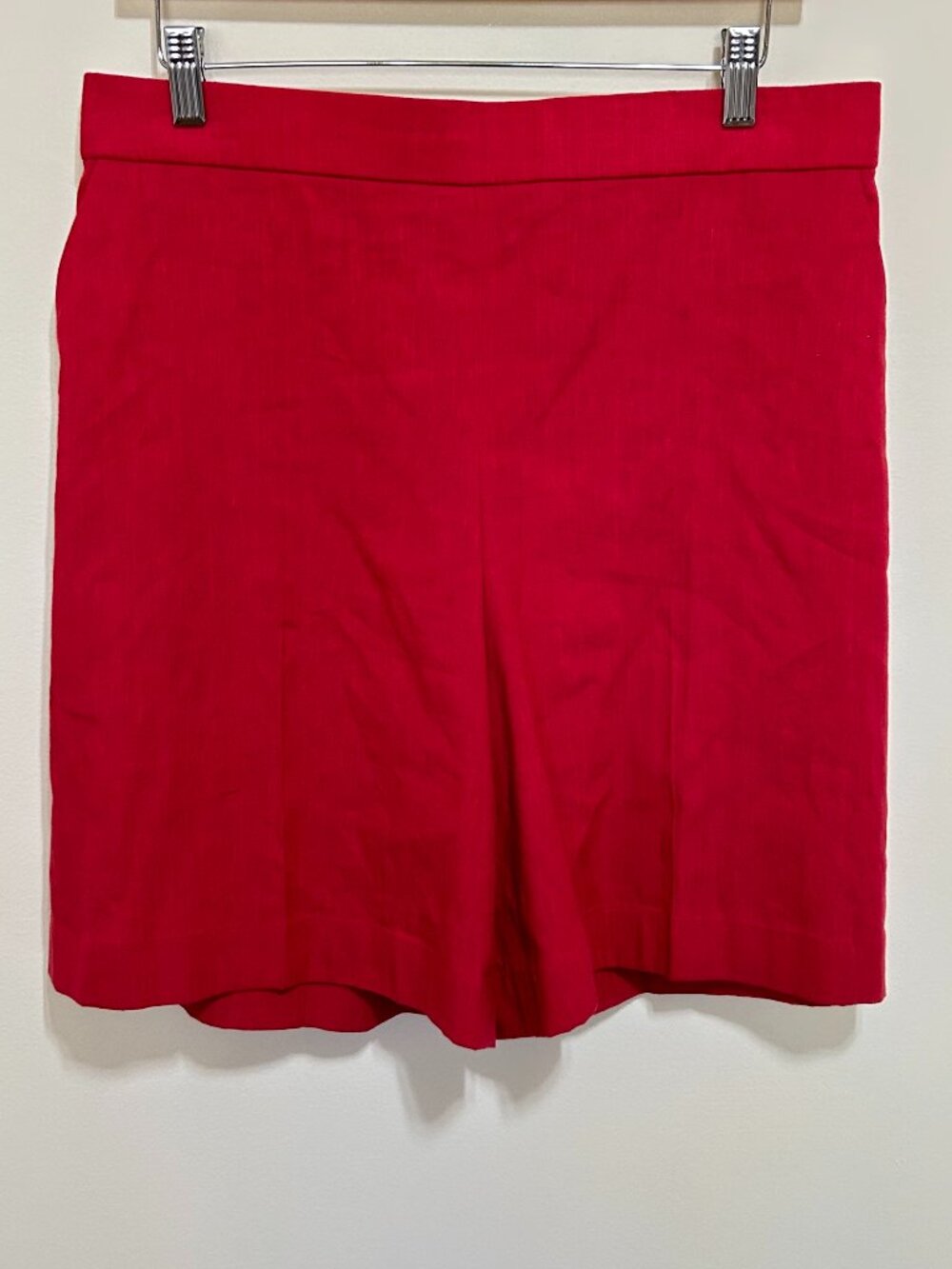 NWT Theory Pull On Shorts Cherry Womens Size L